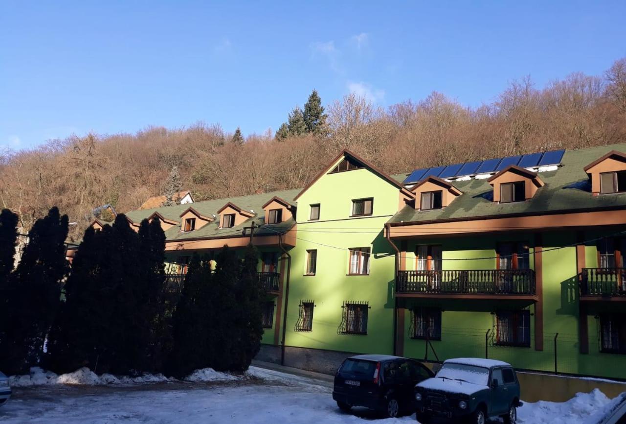 Horsky Hotel Eva Svätý Jur 외부 사진